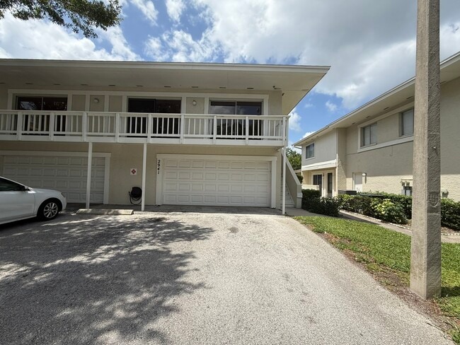 Primary Photo - 2941 Bough Ave