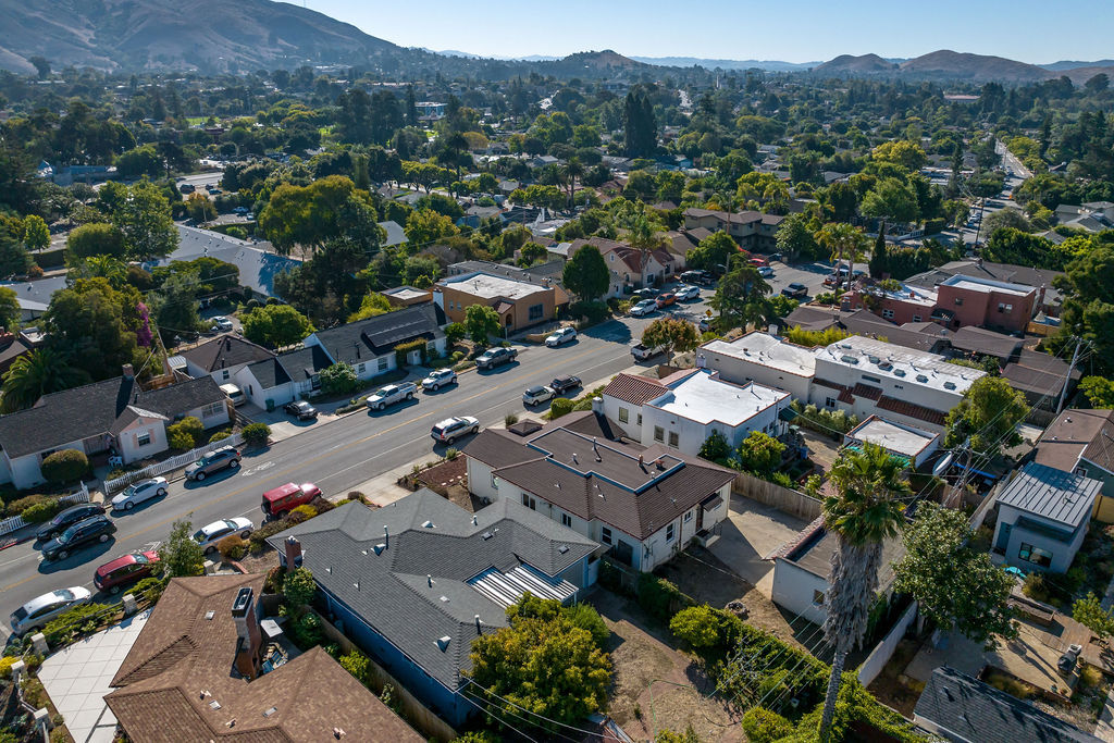 Building Photo - 59 Chorro St