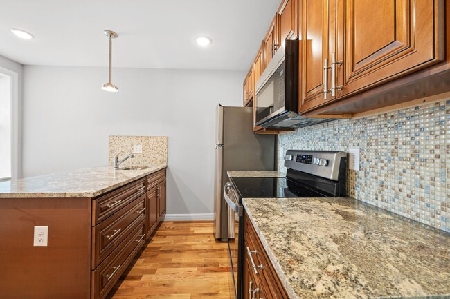 Building Photo - 6940 Torresdale Ave