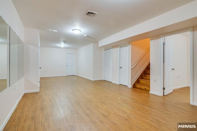 Building Photo - 1503 Whitney Ln