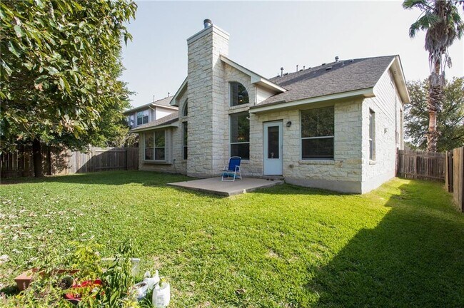 Building Photo - 15709 Belfin Dr
