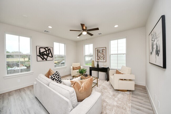 Building Photo - 5218 Burress Springs Ln