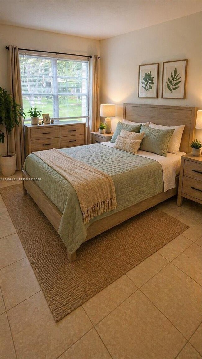 Building Photo - 3774 Inverrary Blvd