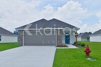Building Photo - 13784 Pinyon Dr