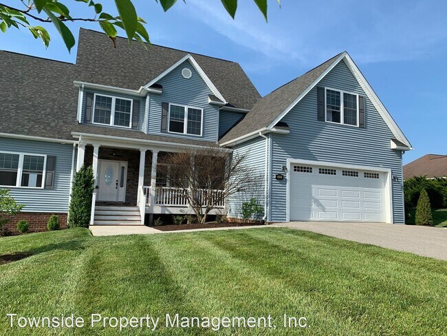Primary Photo - 4 br, 2.5 bath House - 2020 Northside Drive