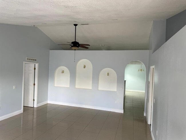 Building Photo - 1109 Lavaur Ct