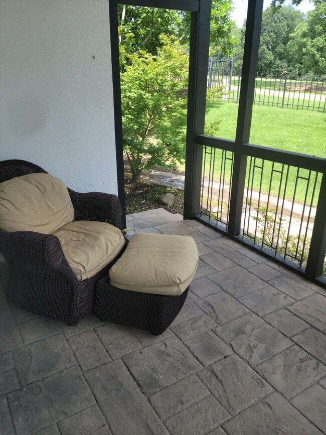 Building Photo - Experience Luxurious Living: Spacious 3-Bedroom Home with Golf Course views on Pebble Beach Drive!