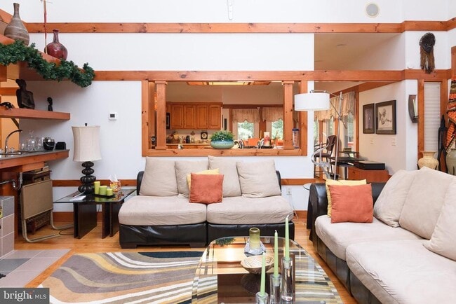Building Photo - 23615 Quail Hollow Cir