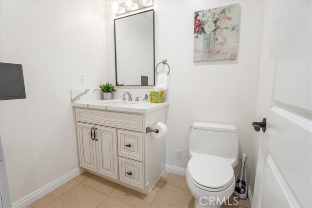 Building Photo - 89 N Grand Oaks Ave