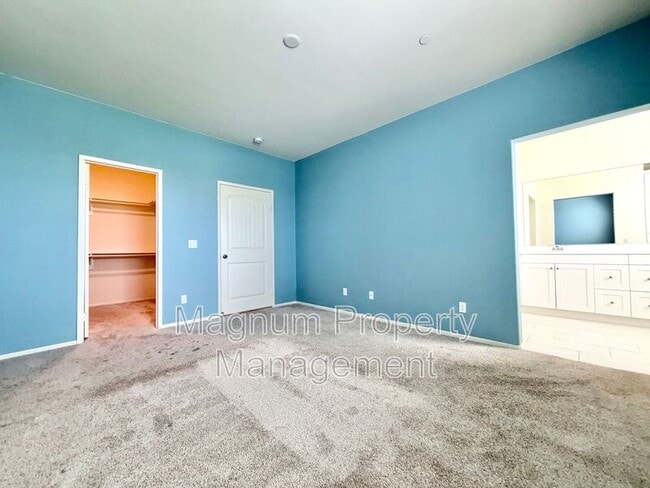 Building Photo - 27417 Georgetown Dr