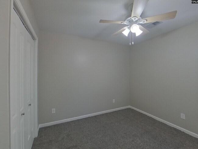 Building Photo - 209 Autumn Stroll Ct