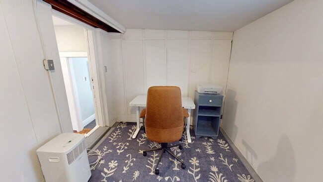 Building Photo - 2309 Thurman Ave