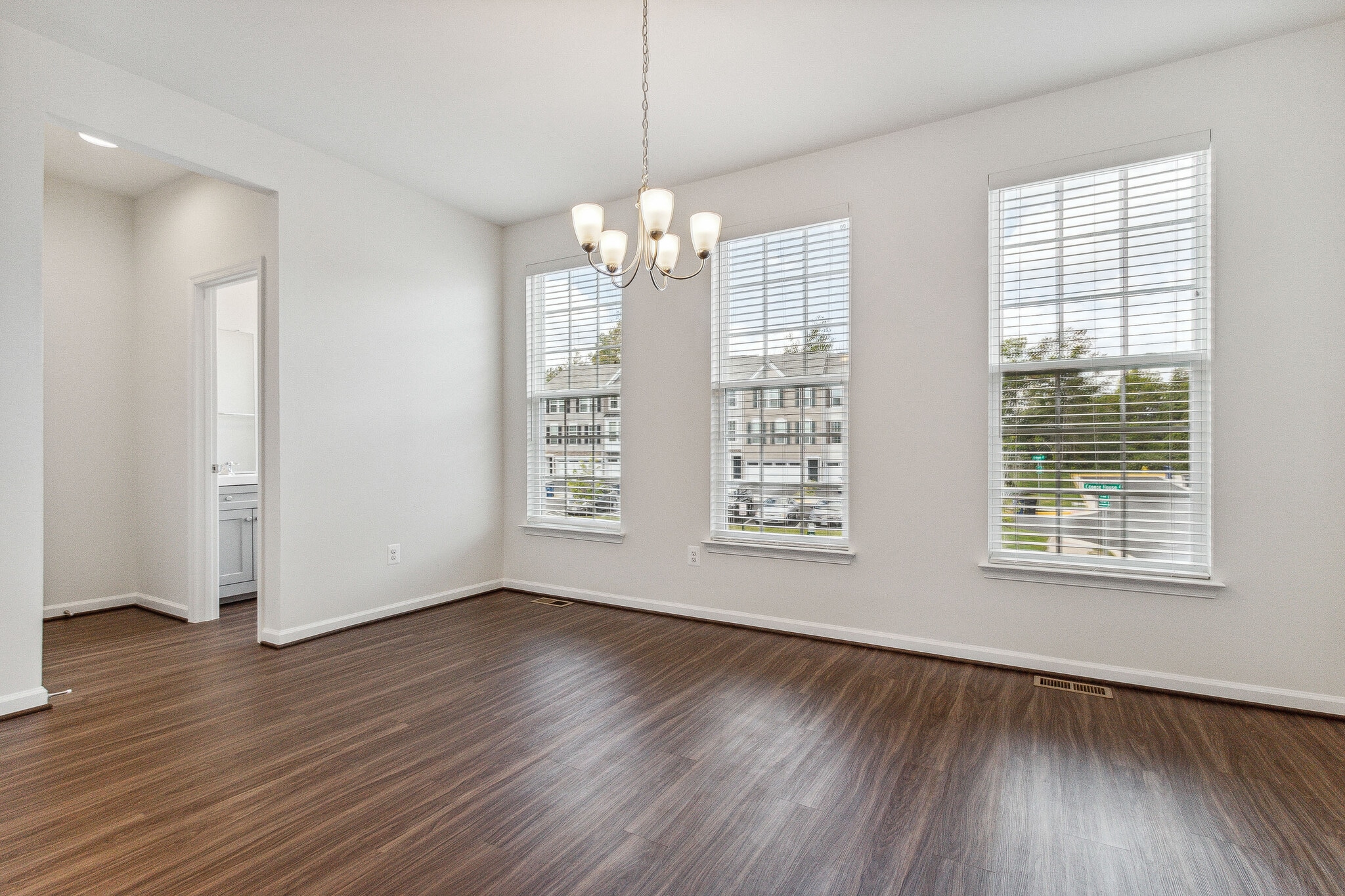 Dining room2 - 9093 Connor House Rd