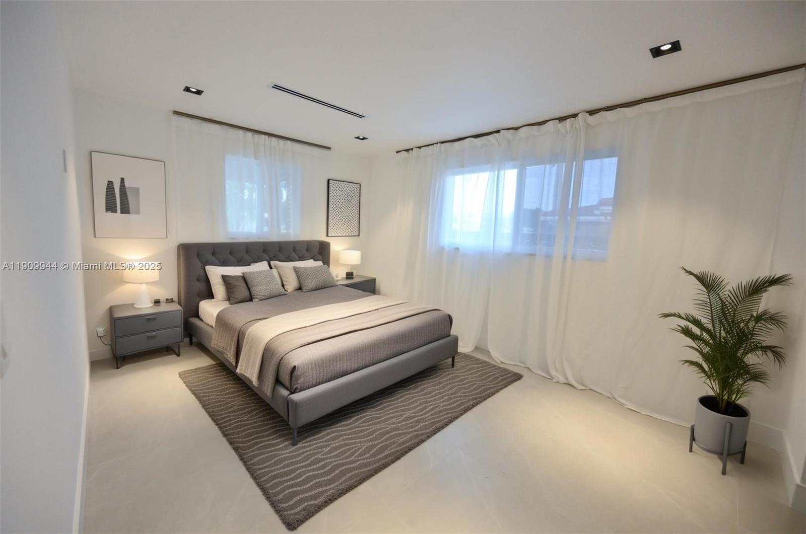 Building Photo - 2537 SE 10th Ct