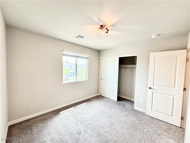 Building Photo - 7848 Pink Opal Ave