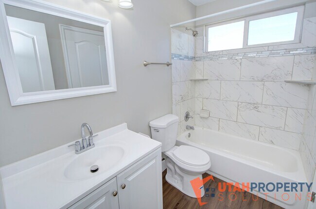 Building Photo - 6528 S 520 W