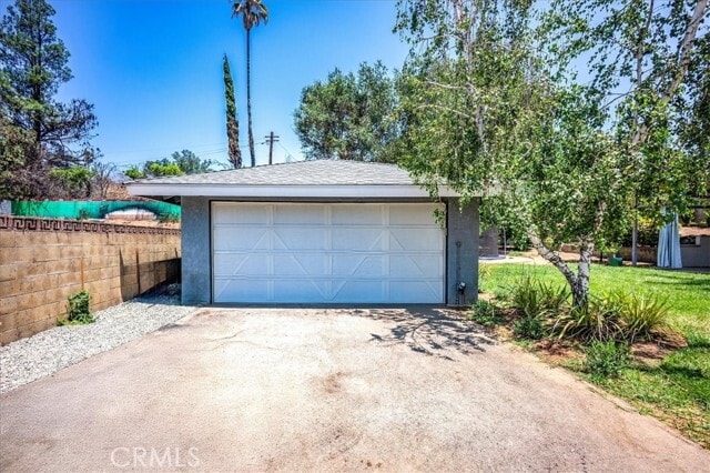 Building Photo - 385 E Mendocino St