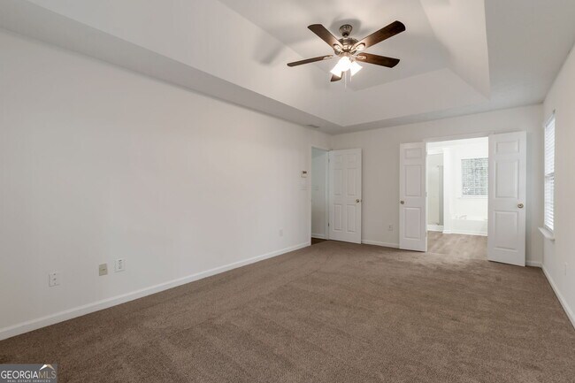 Building Photo - 1385 Pinebreeze Way