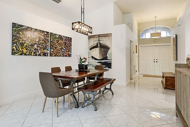 Building Photo - 18965 Adagio Dr