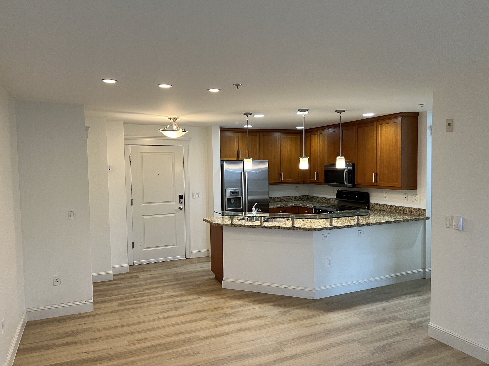 Building Photo - 3150 W Government Way