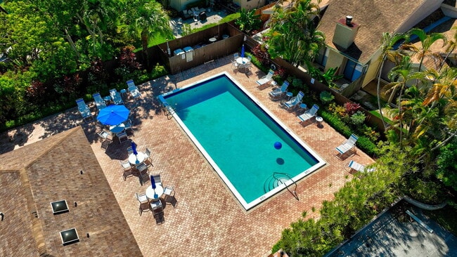 Building Photo - 7745 Stanway Pl