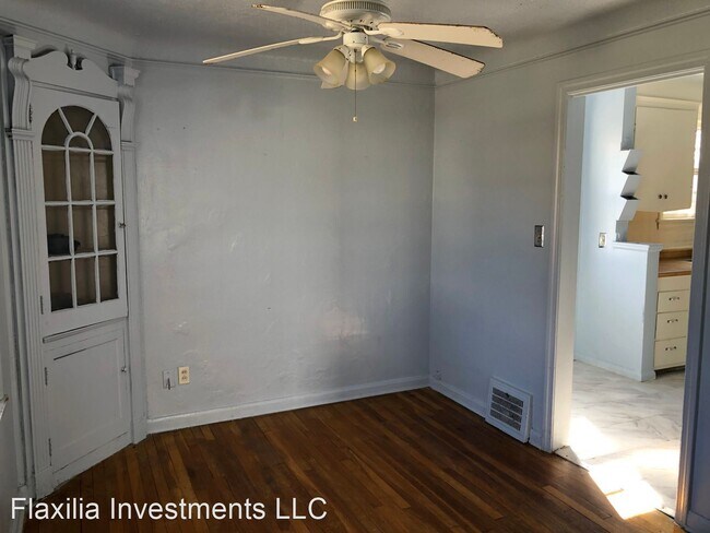 Building Photo - 2 br, 1.5 bath House - 4352 Ingleside