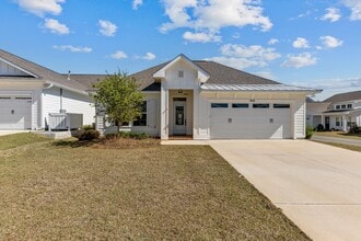 Building Photo - 465 Karcher Ave