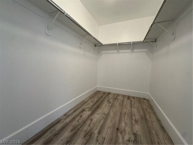 Building Photo - 2176 Low Creek Ct