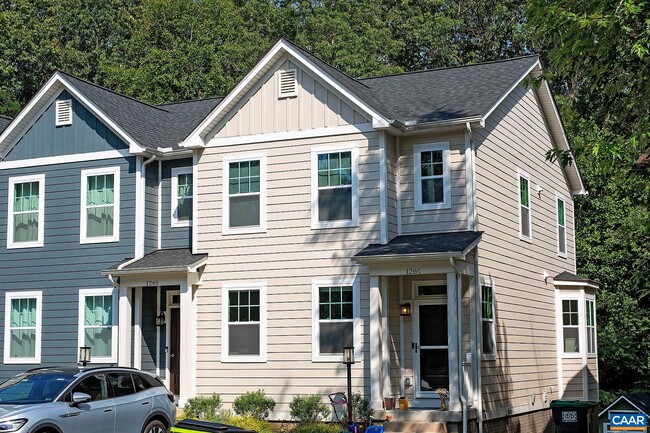 Primary Photo - 126 Longwood Dr