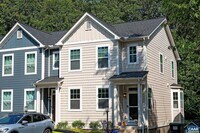 Building Photo - 126 Longwood Dr