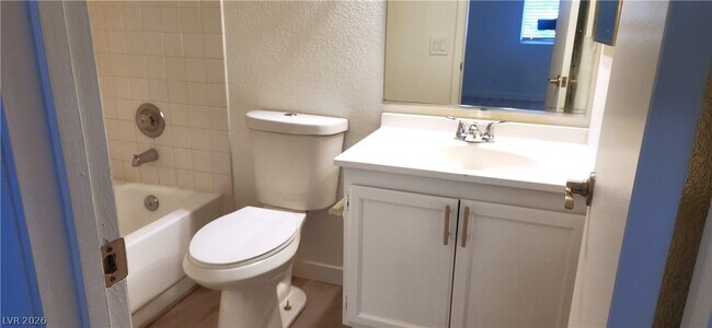 Building Photo - 1409 Cinder Rock Dr