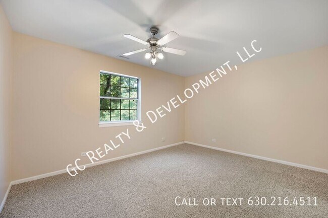 Building Photo - 21 N Park Blvd