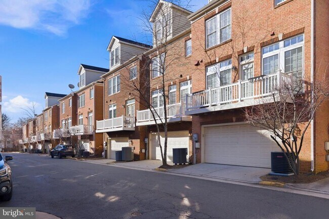 Building Photo - 7996 Reserve Way