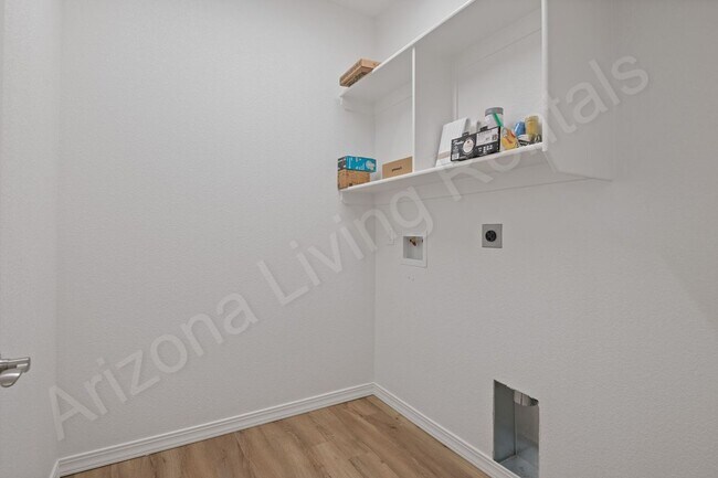 Building Photo - INVITING BACKYARD OASIS