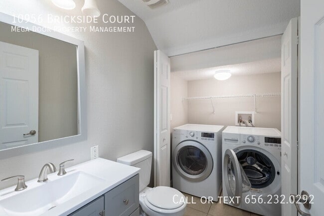Building Photo - 10956 Brickside Ct