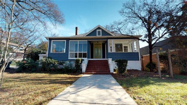 Building Photo - 428 Hawthorne Ln