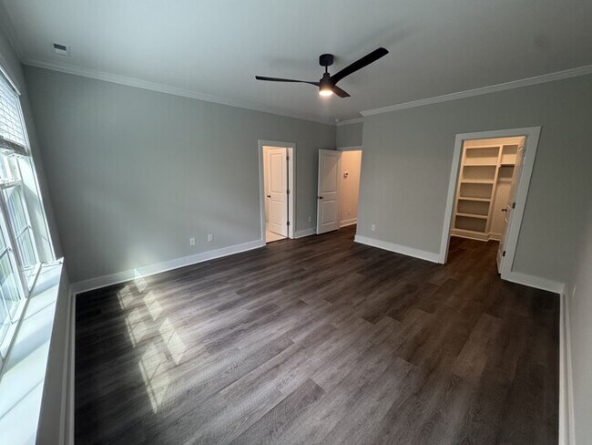 Building Photo - 3 Bed 2.5 Bath Brand New Townhome