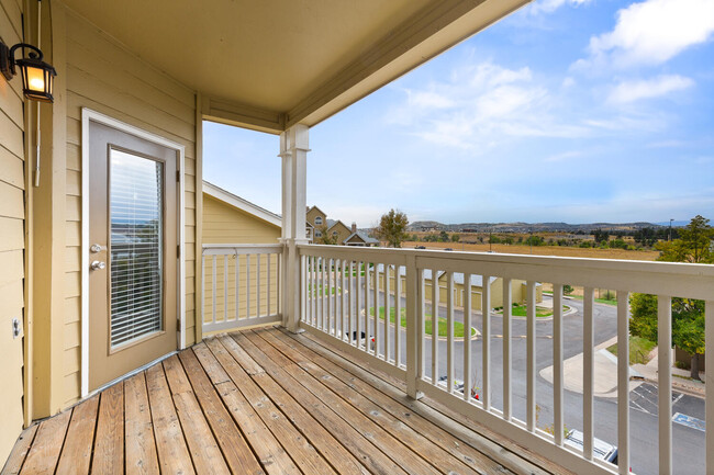 Building Photo - 6021 Castlegate Dr W