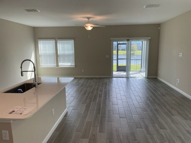 Building Photo - Pet Friendly, St. Johns Beach Walk Townhouse, Amazing Amenities