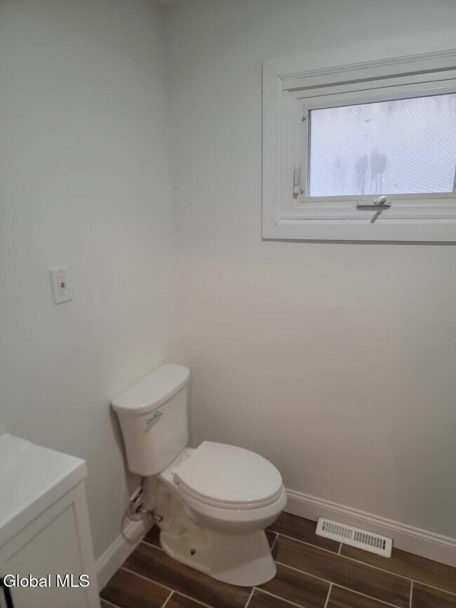 Building Photo - 15 Prospect Terrace