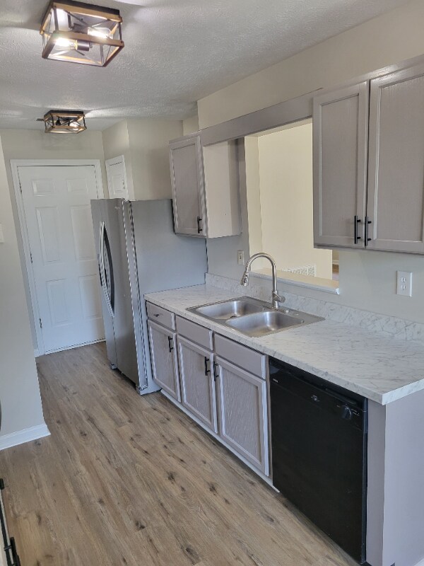 Building Photo - 109 Apple Valley Rd