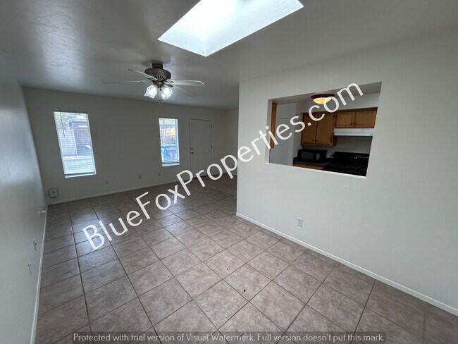 Building Photo - 2201 N Sparkman-Unit 2