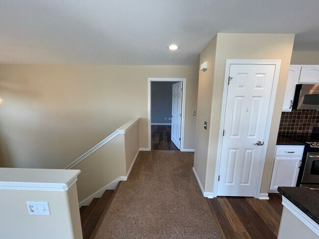 Building Photo - 3511 Cedar Glen Way