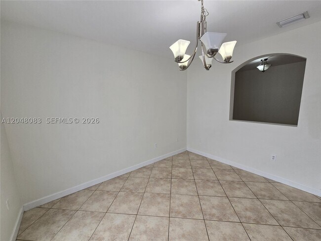 Building Photo - 14758 SW 9th Ln