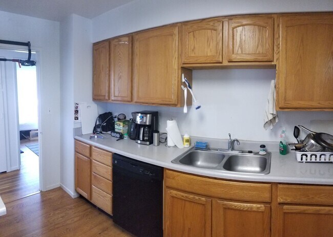 Building Photo - 209 Jeffrey Dr