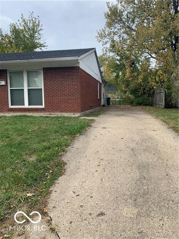 Building Photo - 8106 Laughlin Dr