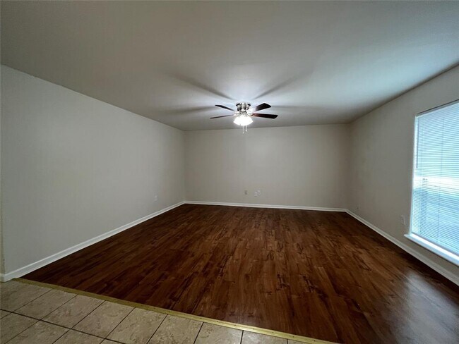 Building Photo - 130 Oyster Creek Dr