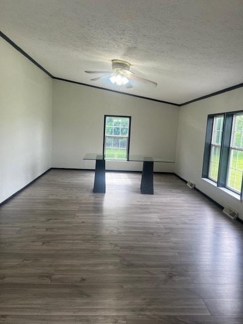 Building Photo - 6944 Township Rd 131