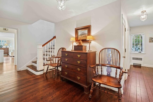 Building Photo - 5969 N Shore Dr