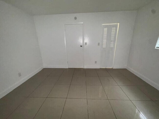 Building Photo - 7777 Pines Blvd